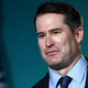 Illustration for article titled Did Seth Moulton Drop Out of the Presidential Race Because Elizabeth Warren Bailed on His 2017 Wedding?